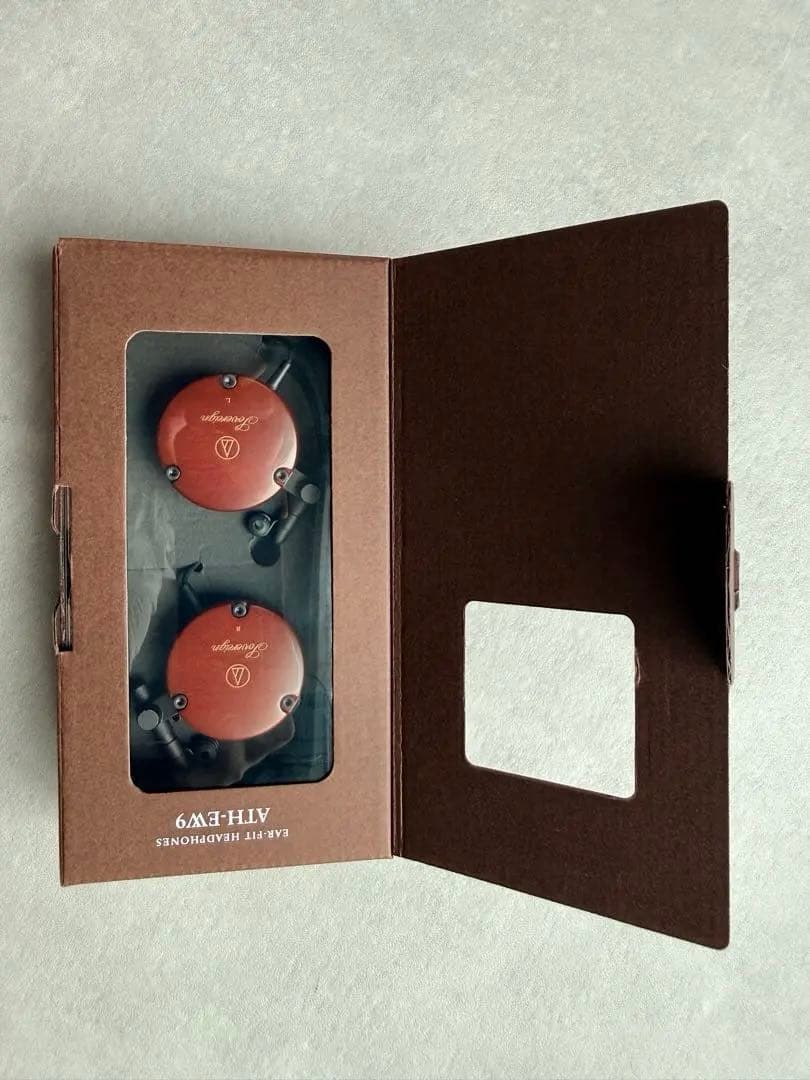 オーディオテクニカ　ATH-EW9 耳掛けイヤホン