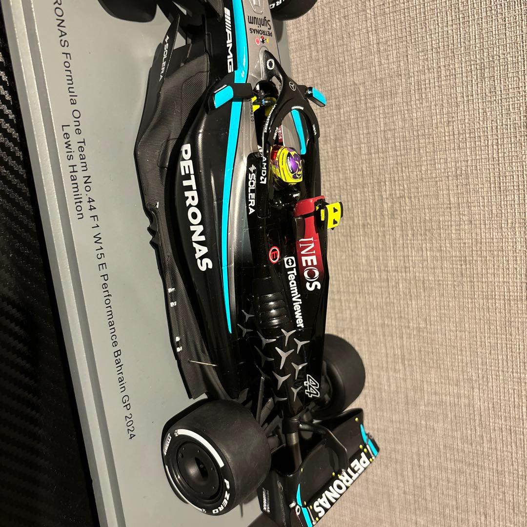 Spark 1/18 2024 F1 バーレーンGP #44 L.ハミルトン