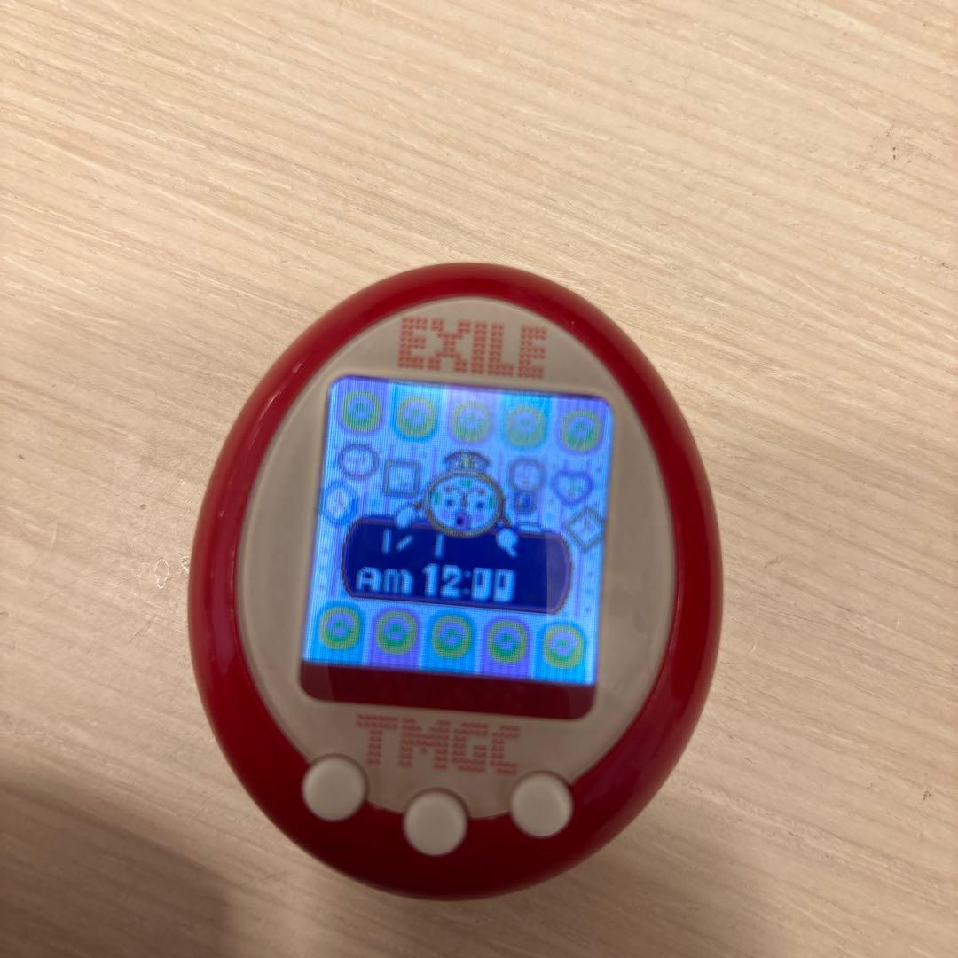 EXILE レッド　エグモっち　たまごっち