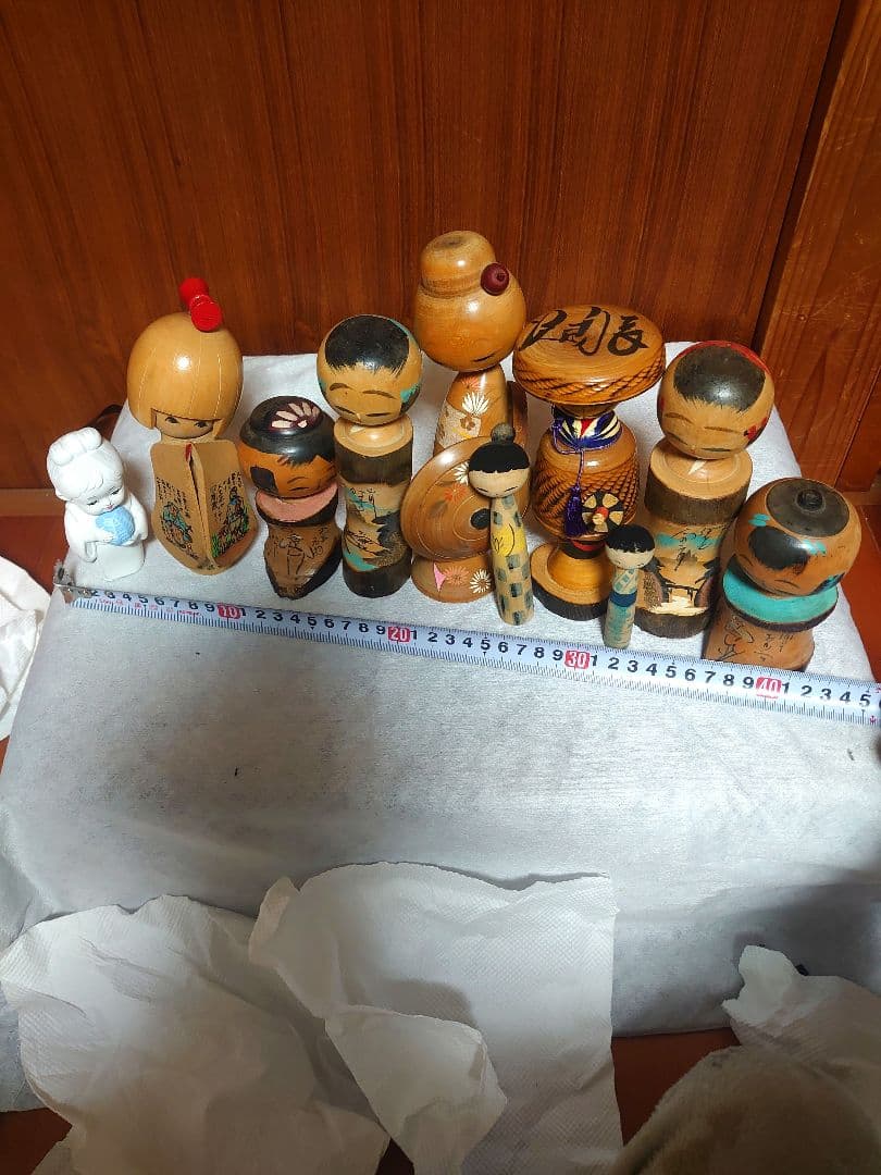 こけし達と白い人 陶器 置物 昭和レトロ