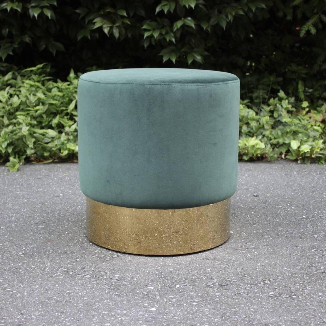 ELLA エラ ベロアスツール オットマン SHARK ATTACK オランダ