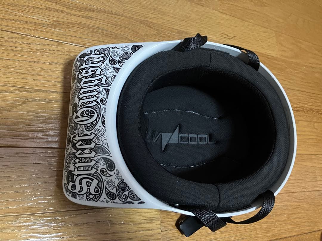 キャップ型ヘルメット　角ツバ　ペイズリー　ギャング