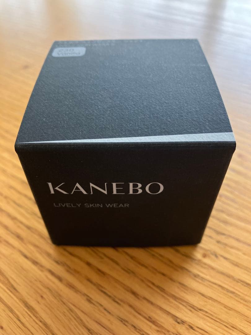カネボウ KANEBO ライブリースキン ウェアII 230 Vanilla