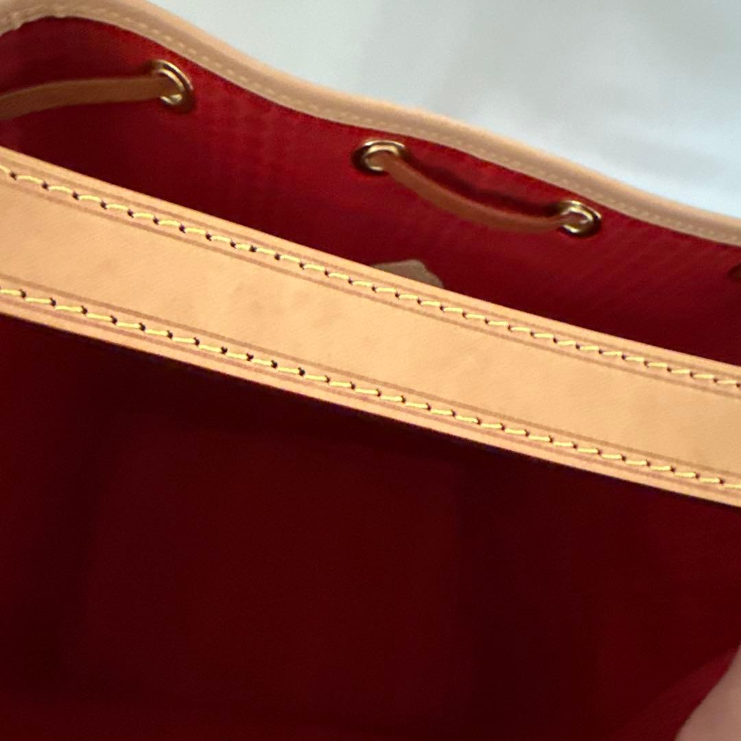 ルイヴィトン✖️草間彌生　ノエ　ショルダーバック