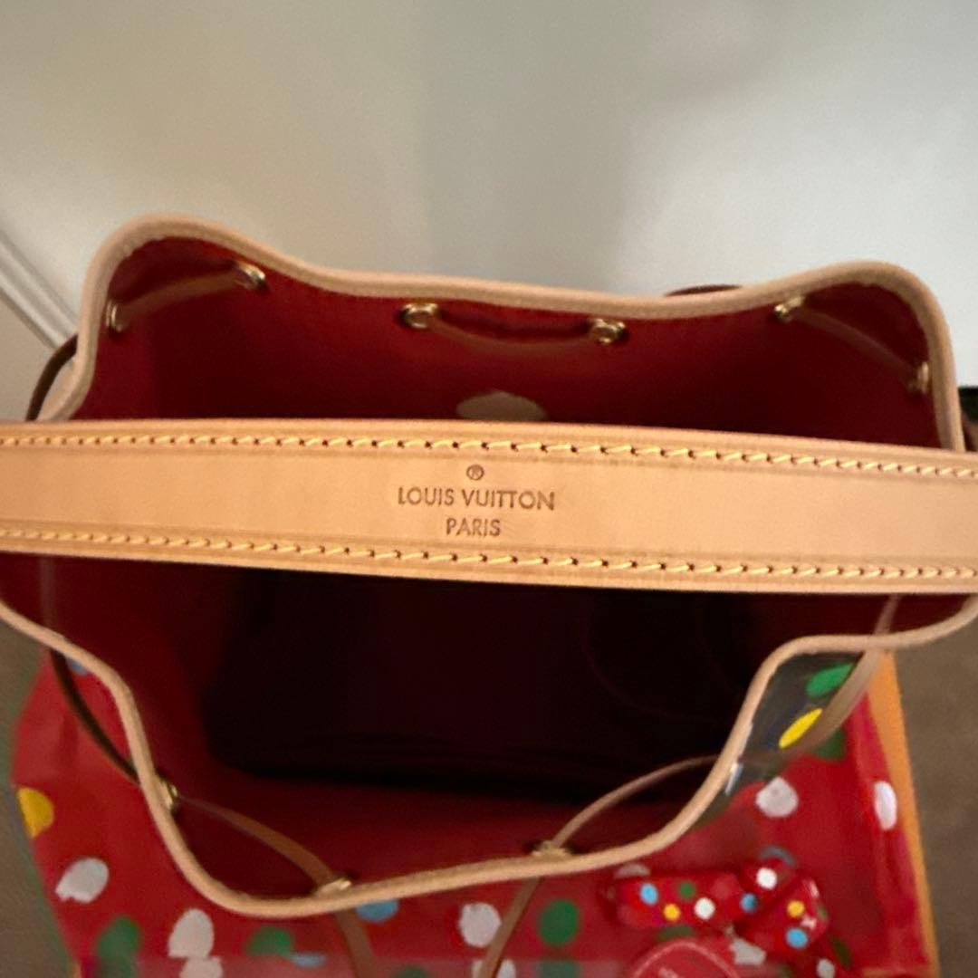 ルイヴィトン✖️草間彌生　ノエ　ショルダーバック