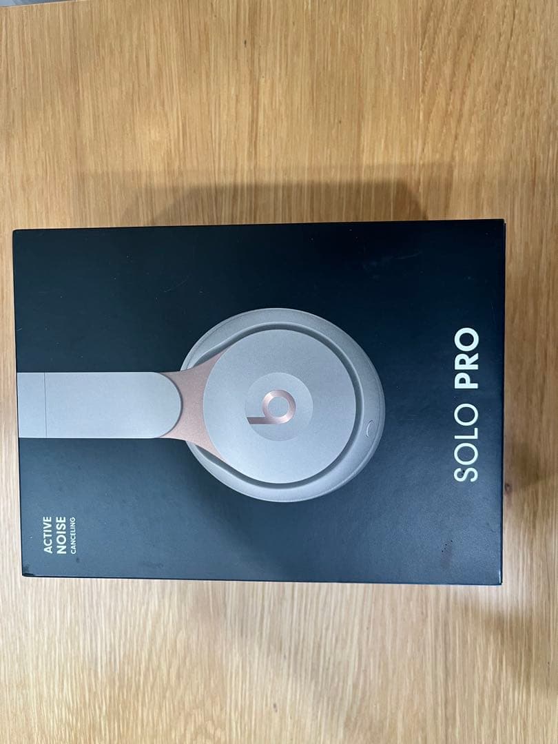 Beats SOLO PRO ワイヤレスヘッドホン