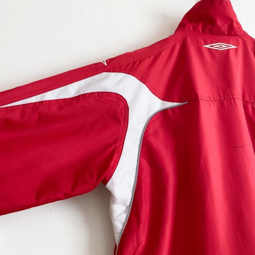 海外古着 アンブロ ブランドロゴ ジップアップ ジャケット ブルゾン 赤