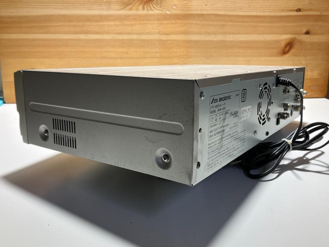 DXアンテナ　DXブロードテックVHS/DVDレコーダーDVR-120V
