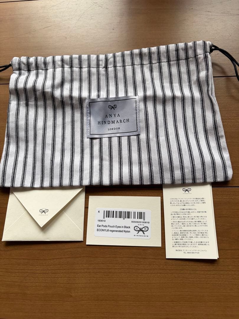 ANYA HINDMARCH＞アイズ イヤホンケース
