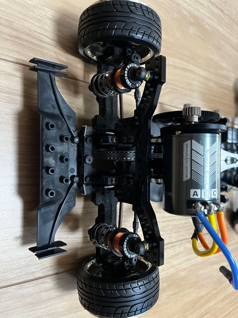 ラジドリ　sakura d4 ver麒麟　ブラシレスモータージャイロ付き