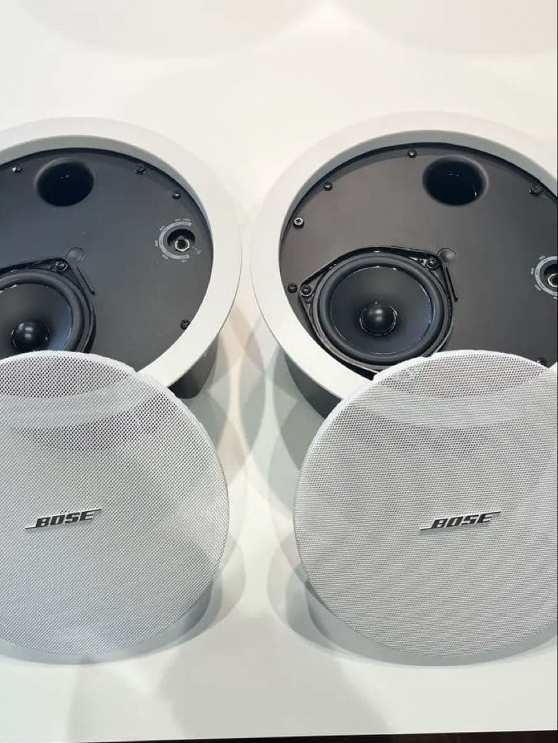 BOSE　DS40F ホワイト　天井埋め込みスピーカー 2台セット①