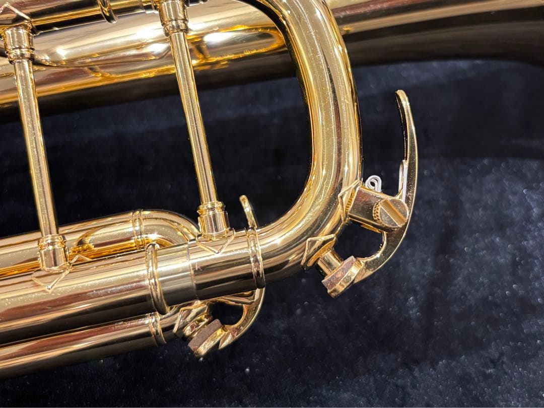 ヤマハ　YTR-8335GP