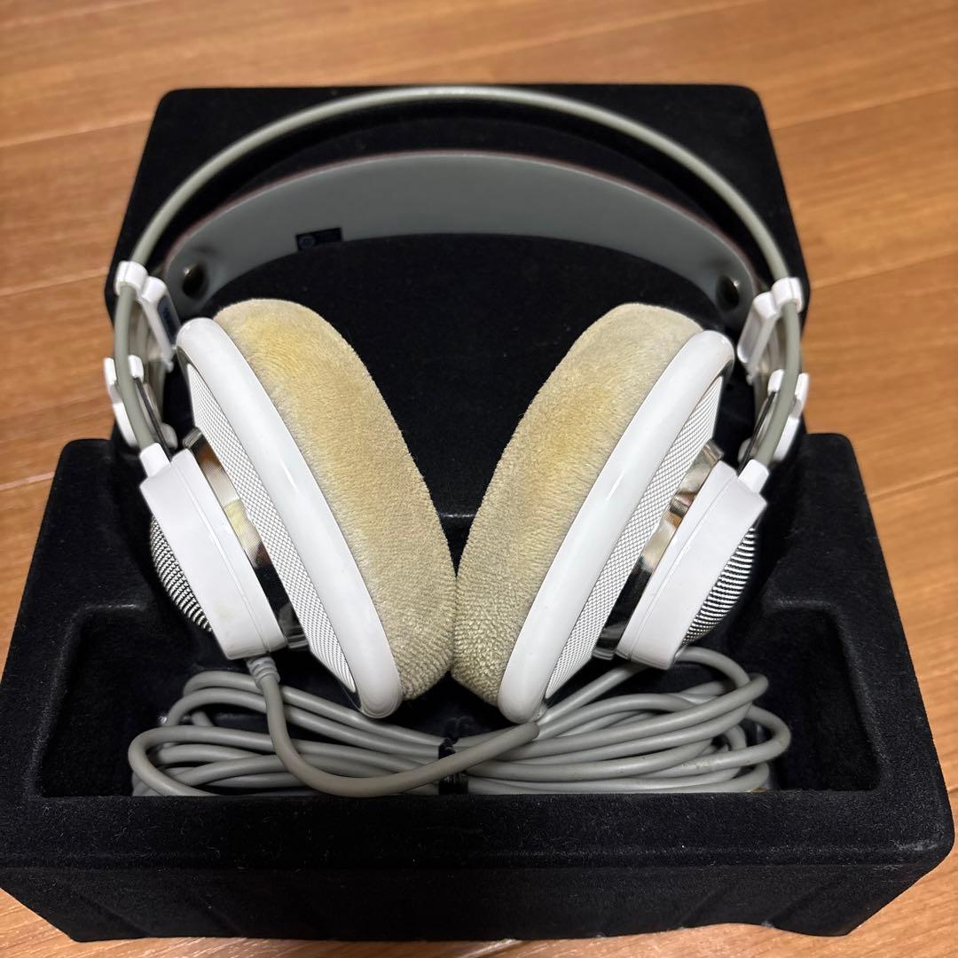 ヘッドホン AKG K701-Y3
