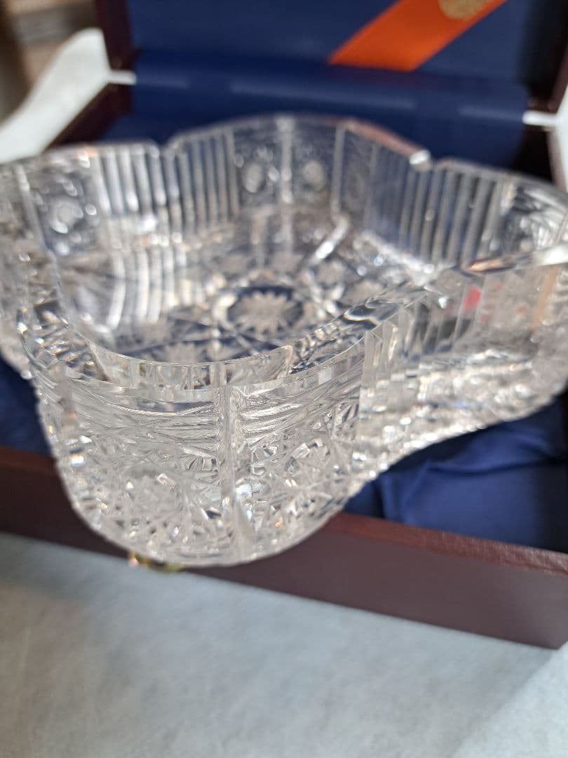チェコスロバキア　Bohemia Glass 四つ葉型クリスタルトレイ