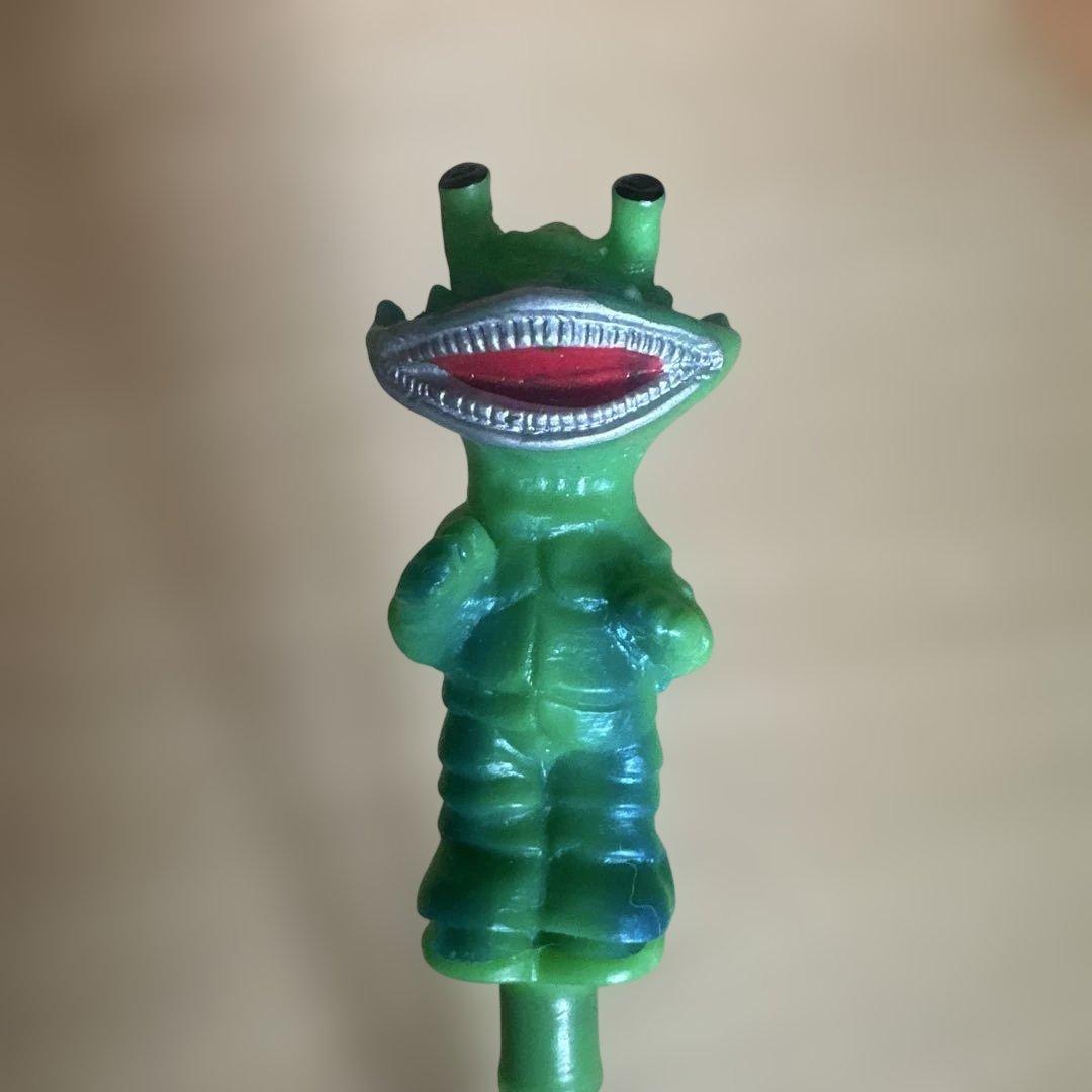 ウルトラマン怪獣えんぴつ