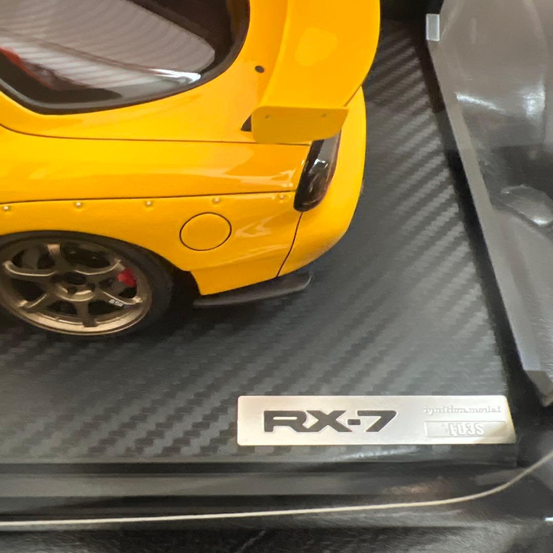 イグニッションモデル1/18 MAZDA RX-7 (FD3S) イエロー