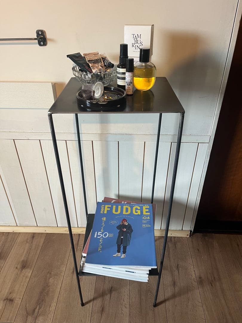 アイアン　ディスプレイ棚　シンプル