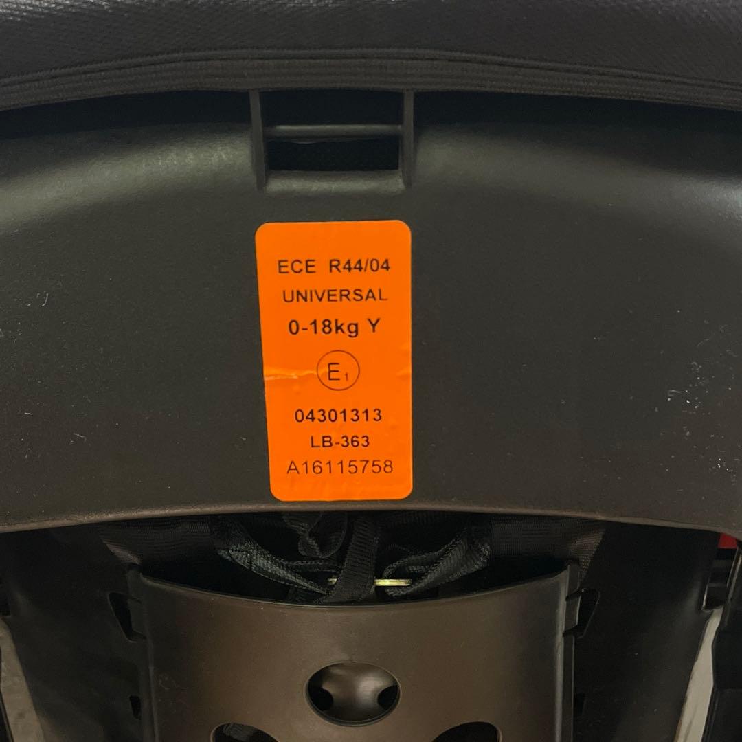 マムズキャリー レジェ チャイルドシート 軽量 コンパクト 新生児 西松屋