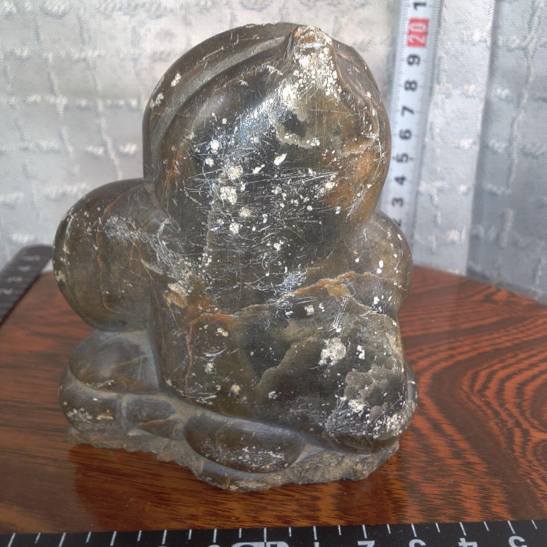 骨董５ イヌイット?黒色石製座仏像