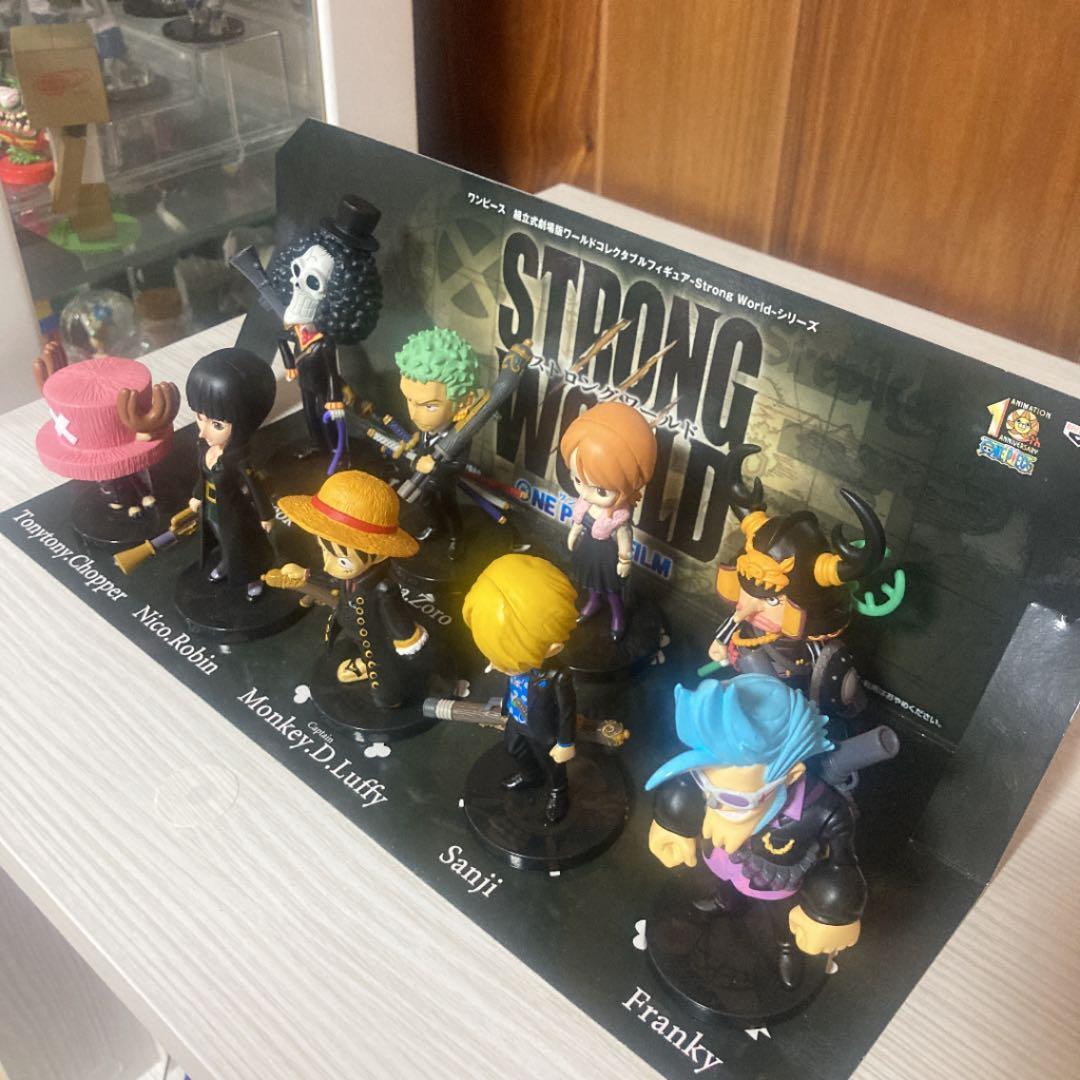 ONEPIECEワンピース STRONG WORLD 黒服 ワーコレ セット