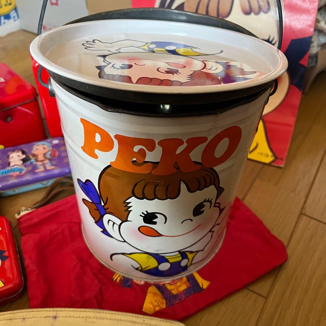 ペコちゃん　レトロ　ブリキ　空缶　紙袋　ポーチ