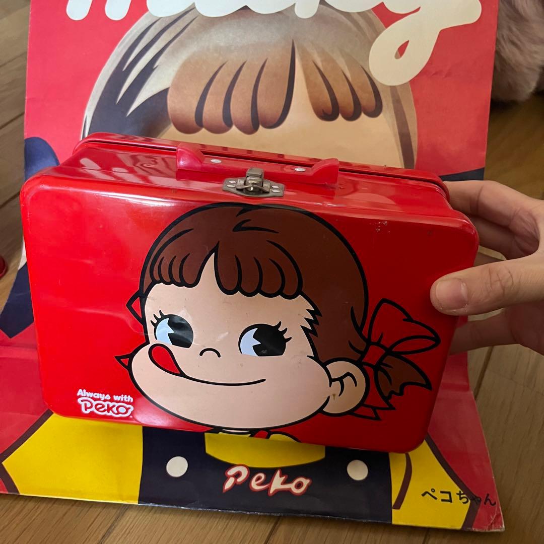 ペコちゃん　レトロ　ブリキ　空缶　紙袋　ポーチ