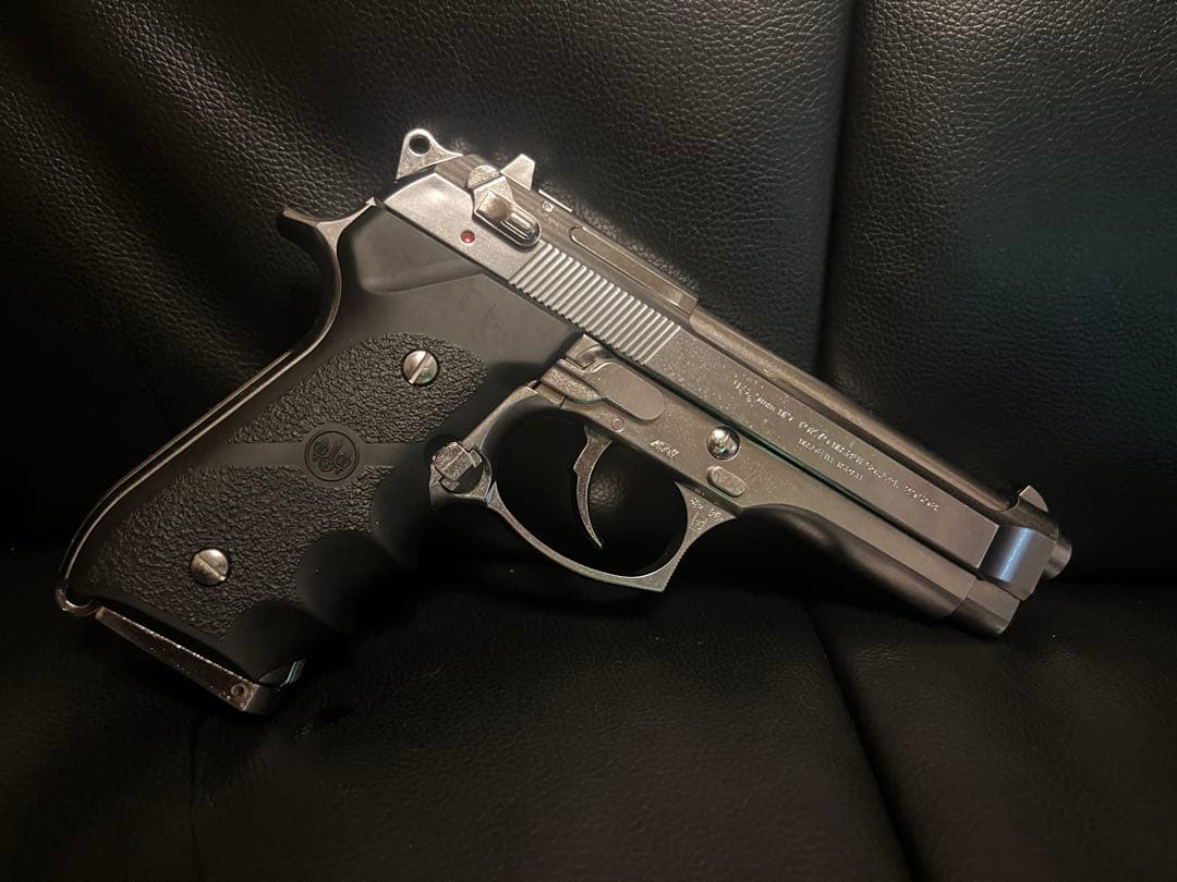 東京マルイ M92F クロームステンレス ガスガン　ガスブローバックガン