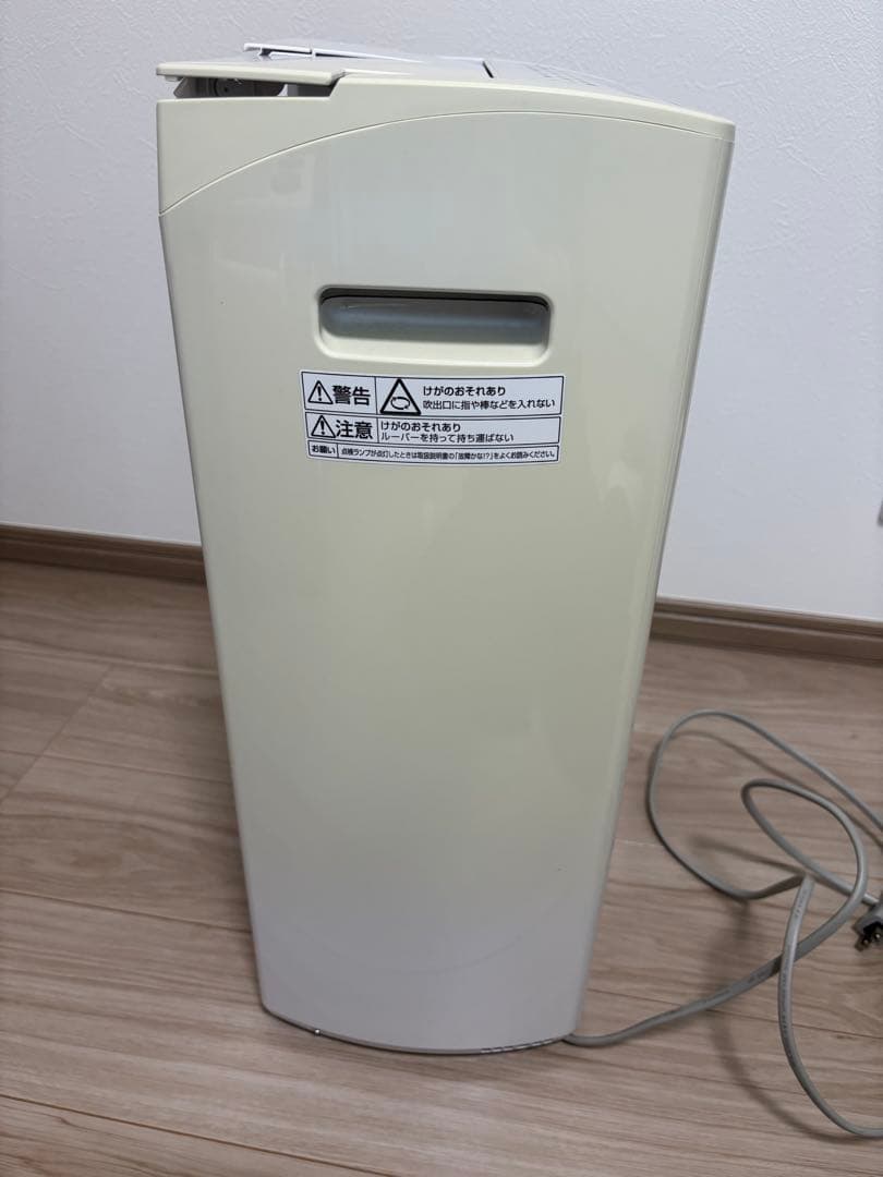 美品✩中古　Panasonic 衣類乾燥除湿機 F-YHVX120