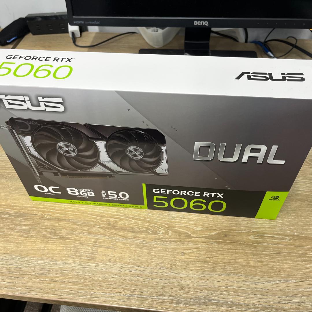 グラフィックボード・グラボ・ビデオカード ASUS GeForce RTX 5060 OC Edition