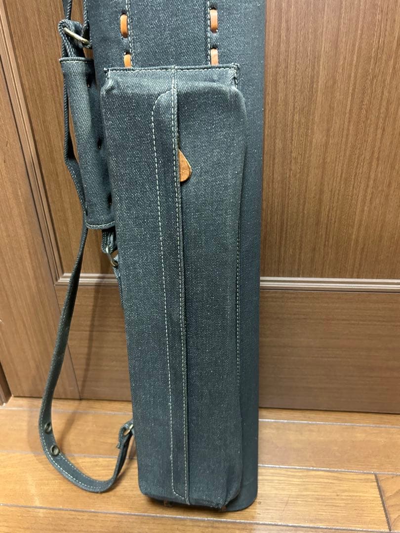 デニム地 キューケース BENTLEY 2B4S