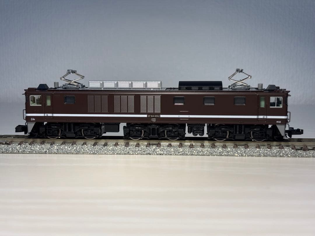 TOMIX 7133 JR EF64 1000形電気機関車（1052号機・茶色）