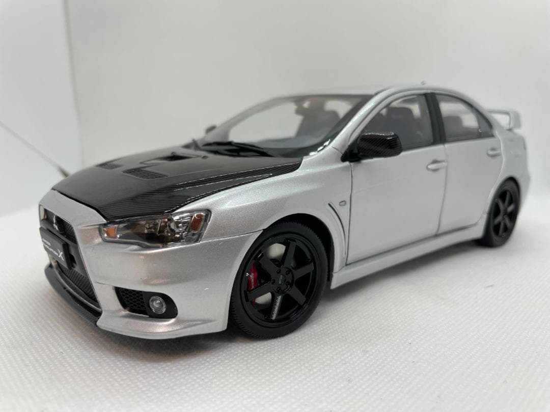 101-108 VIAT MODEL 1/18 三菱 ランサー エボリューション