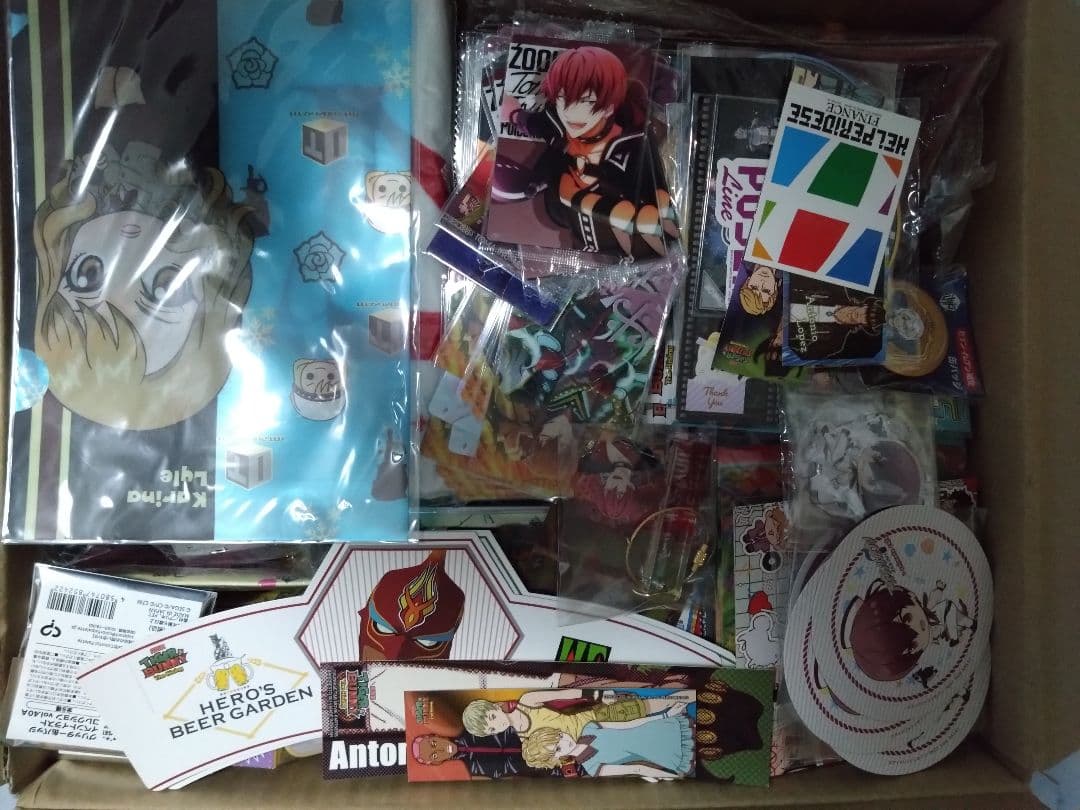 アイナナ ヒロアカ ワートリ プロセカ 文豪ストレイドッグス 他アニメ漫画グッズ