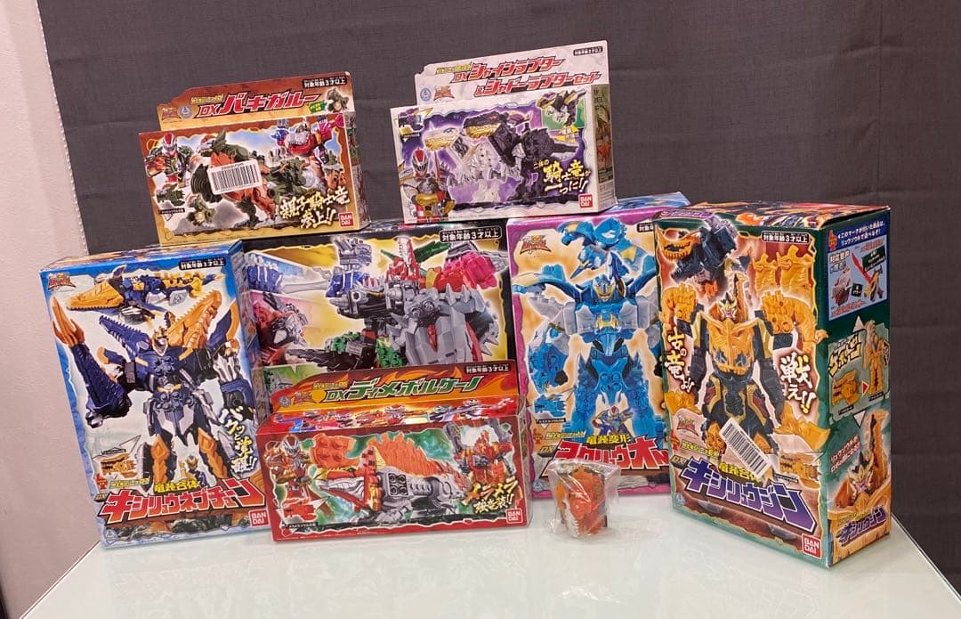 リュウソウジャー　DXシリーズ　美品