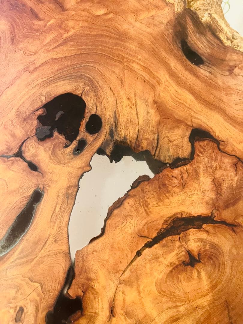 けやき　輪切りテーブル　一枚板　ローテーブル サイドテーブル　レジンテーブル