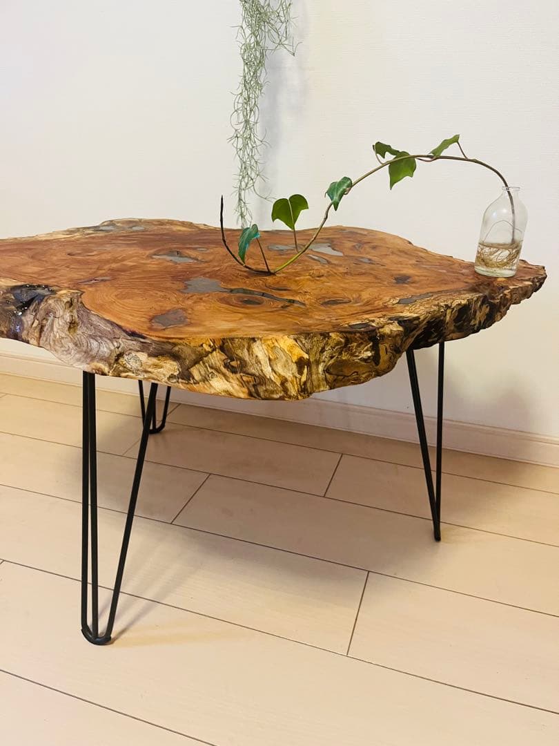 けやき　輪切りテーブル　一枚板　ローテーブル サイドテーブル　レジンテーブル