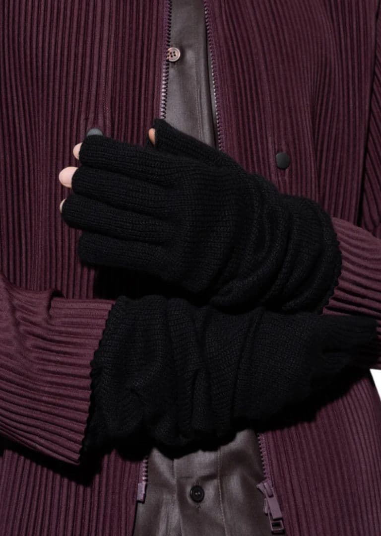 未使用美品 オムプリッセイッセイミヤケ CASHMERE WINTER GEAR