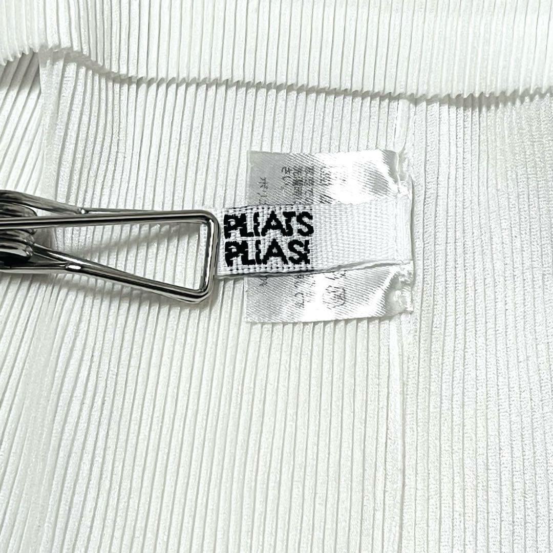 PLEATS PLEASE イッセイミヤケ ノースリーブトップス タンクトップ