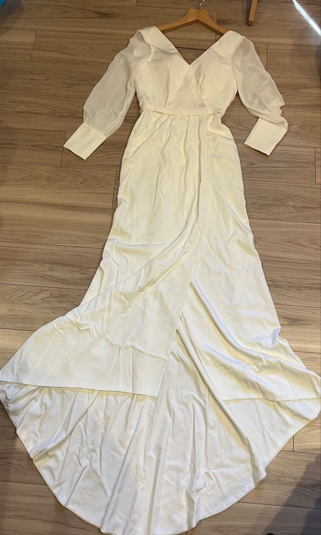 URBAN BLANCHE（アーバンブランジュ）ウエディングドレス