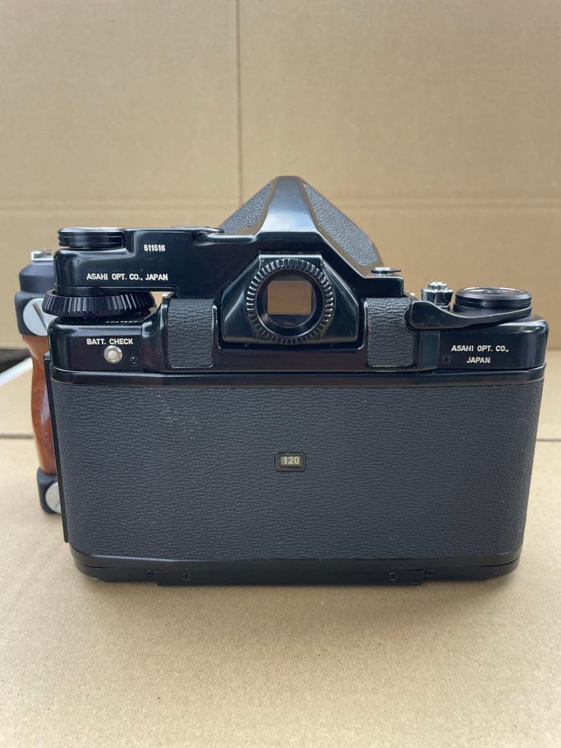 ひ*き様 Pentax 6×7 105mm F2.4 ウッドグリップ付き