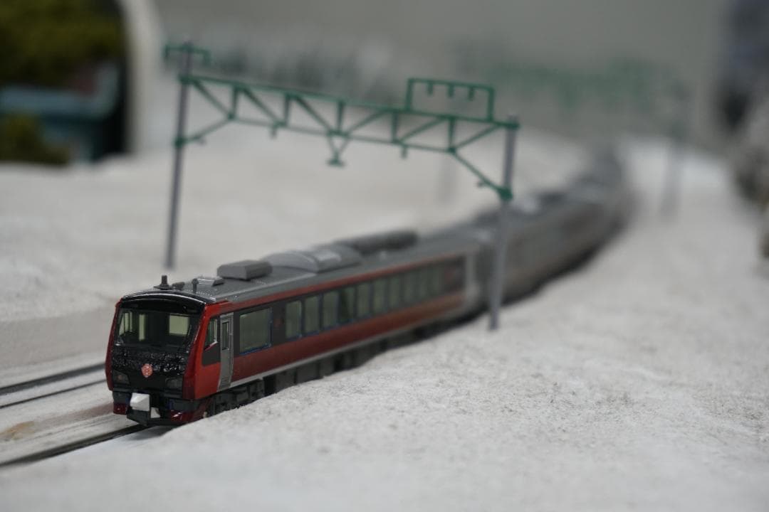 KATO製 HB-E300系　「海里」ラッピング仕様　4両編成セット