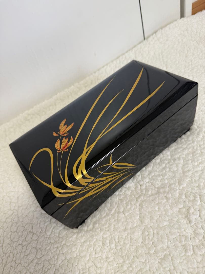 黒塗金蘭オルゴールジュエルボックス2段 新品未使用