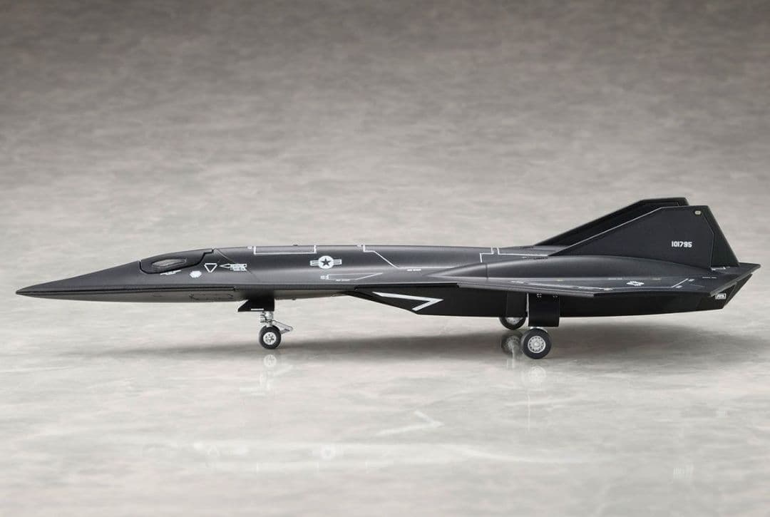 カプチー ベルファイン 1/100 SR-72 ダークスター