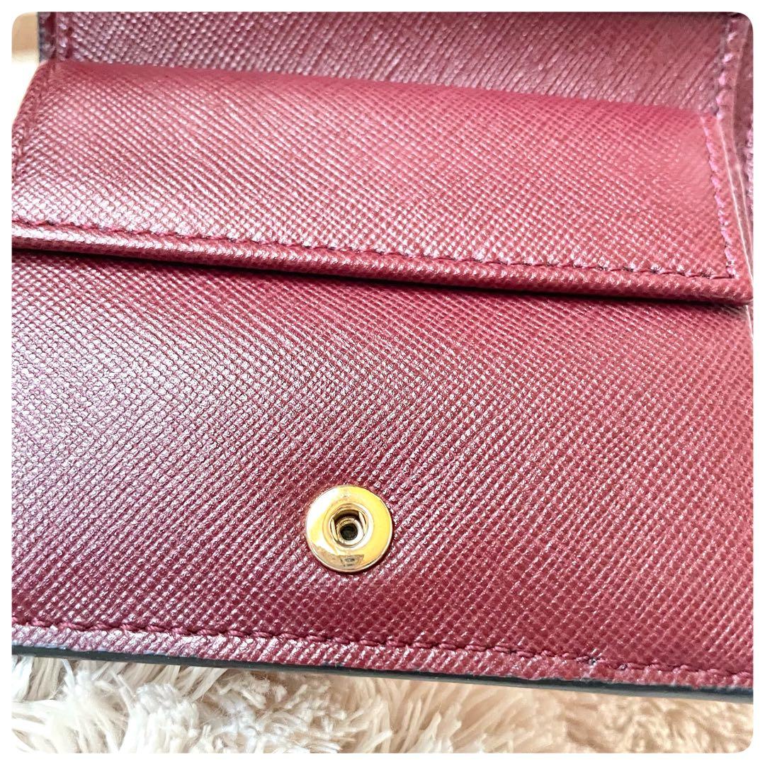 美品✨　マルニ　MARNI　二つ折り財布　ミニウォレット　レザー　マルチカラー