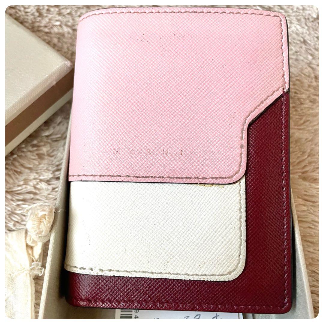 美品✨　マルニ　MARNI　二つ折り財布　ミニウォレット　レザー　マルチカラー