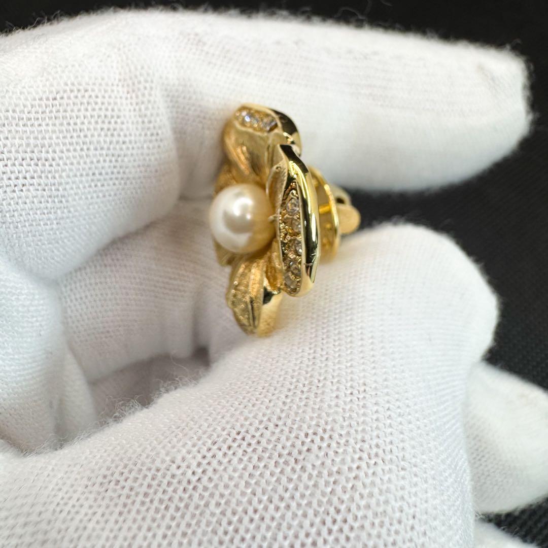 Christian Dior ブローチ フラワーモチーフ パール ラインストーン