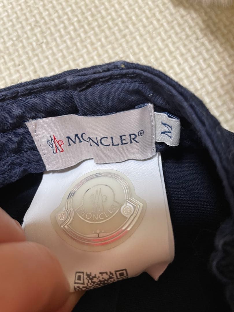 Moncler ネイビーキャップ リボン付き