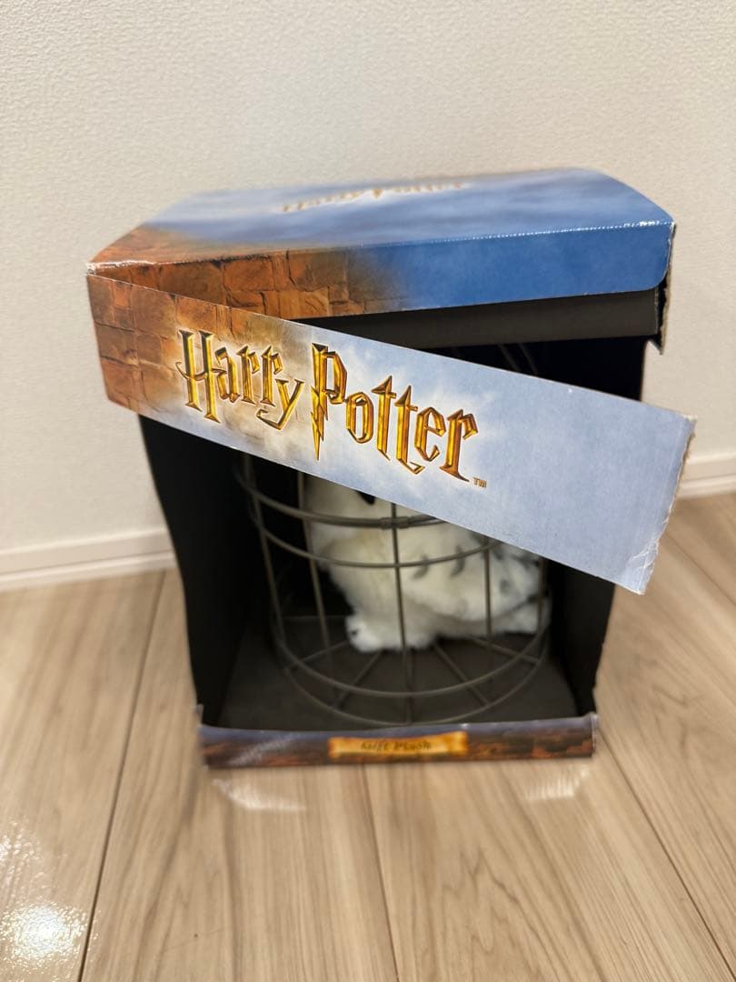 Harry Potter ヘドウィグ　ぬいぐるみ 籠付き