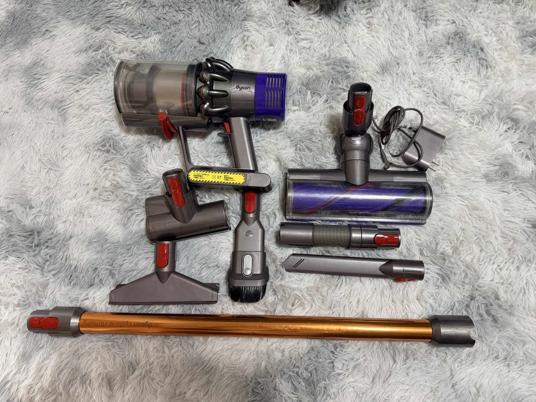 ダイソンフルセット/dyson/SV12/通電確認済/動作確認済/中古品 [H]