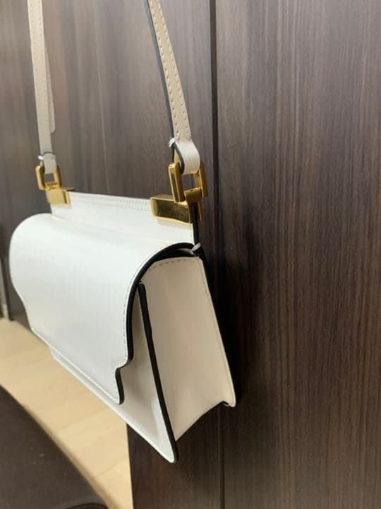 最終値下げマルニ　ショルダーバッグ　トランクバッグ　MARNI trunkbag